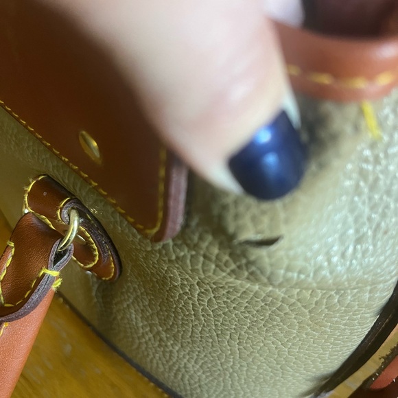 Unique Dooney & Burke Purse - Picture 5 of 14